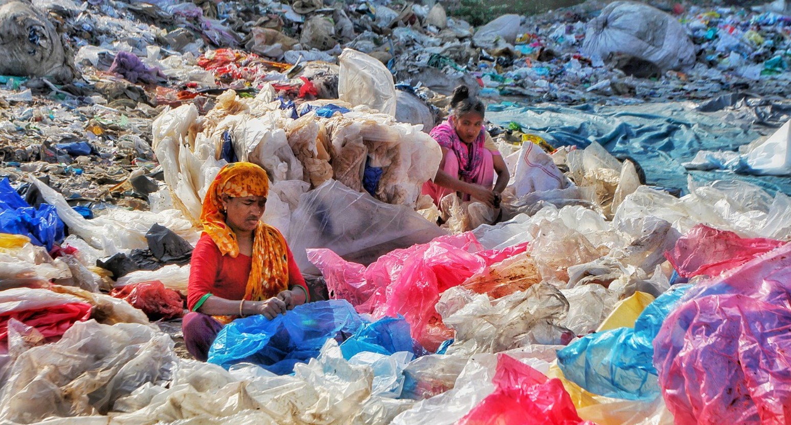 Η απάτη της ανακύκλωσης πλαστικών
